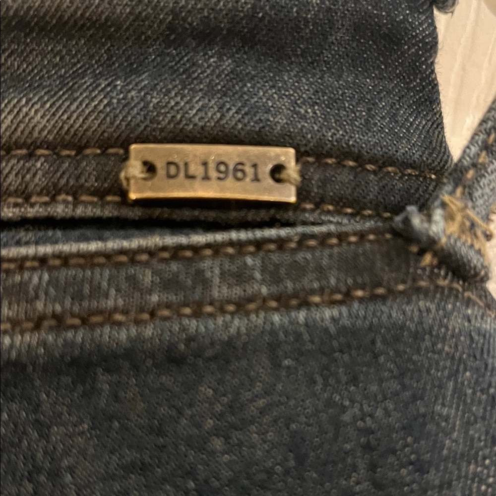 DL1961 Florence Women's Jeans - Picture 5 of 6